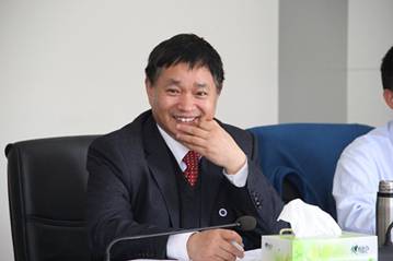 说明:F:\工作\2 每学期工作\2015-20165下学期(0228起)\20160227 学院战略研讨会\新闻\朱文忠介绍学院工作.jpg